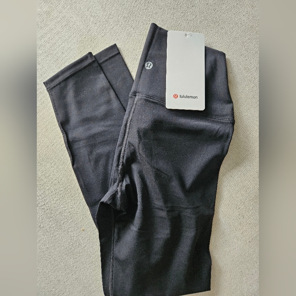 Lululemon Leggings size 8 Brand New